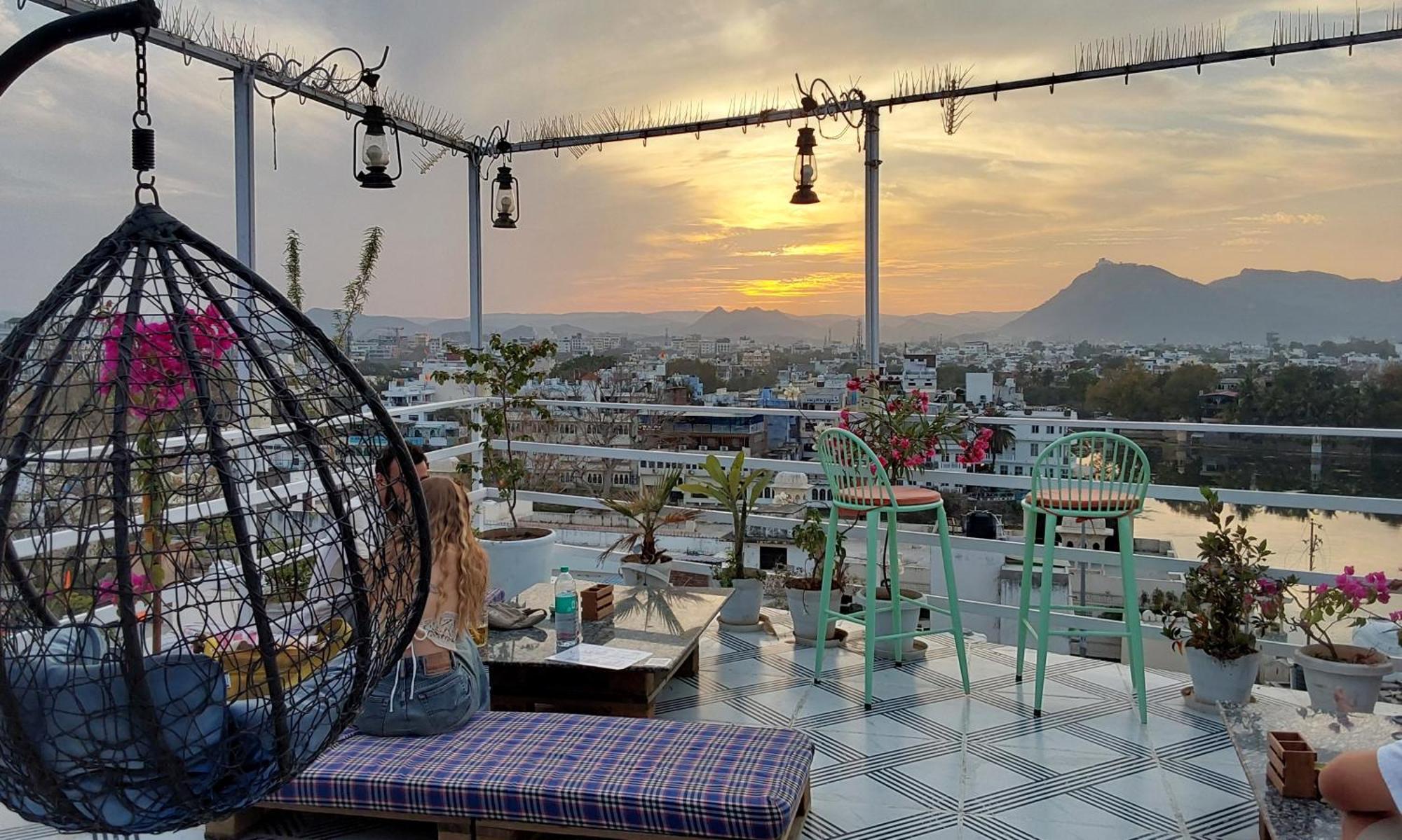 Raahi Backpacker'S Hostel Udaipur Exterior foto