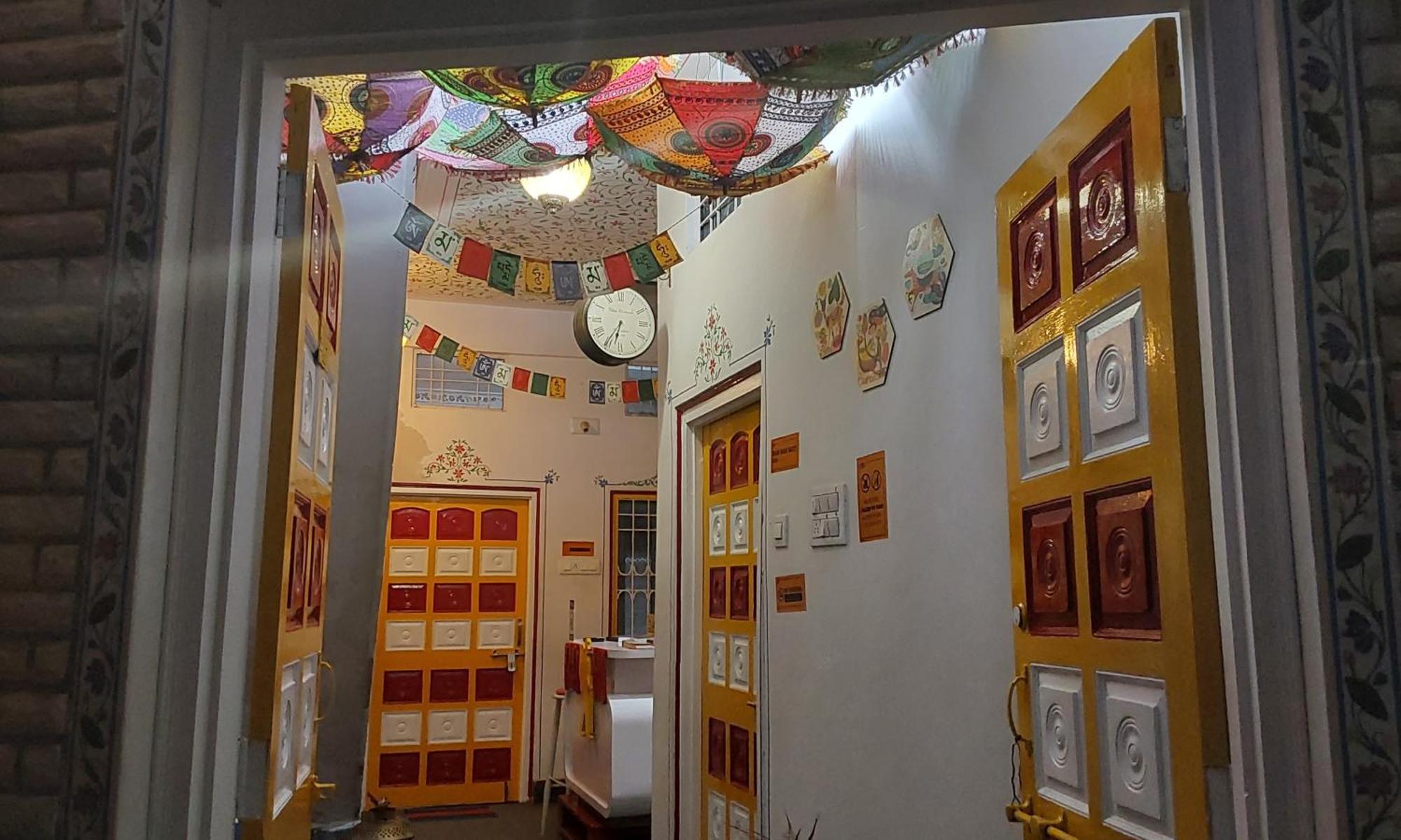 Raahi Backpacker'S Hostel Udaipur Exterior foto