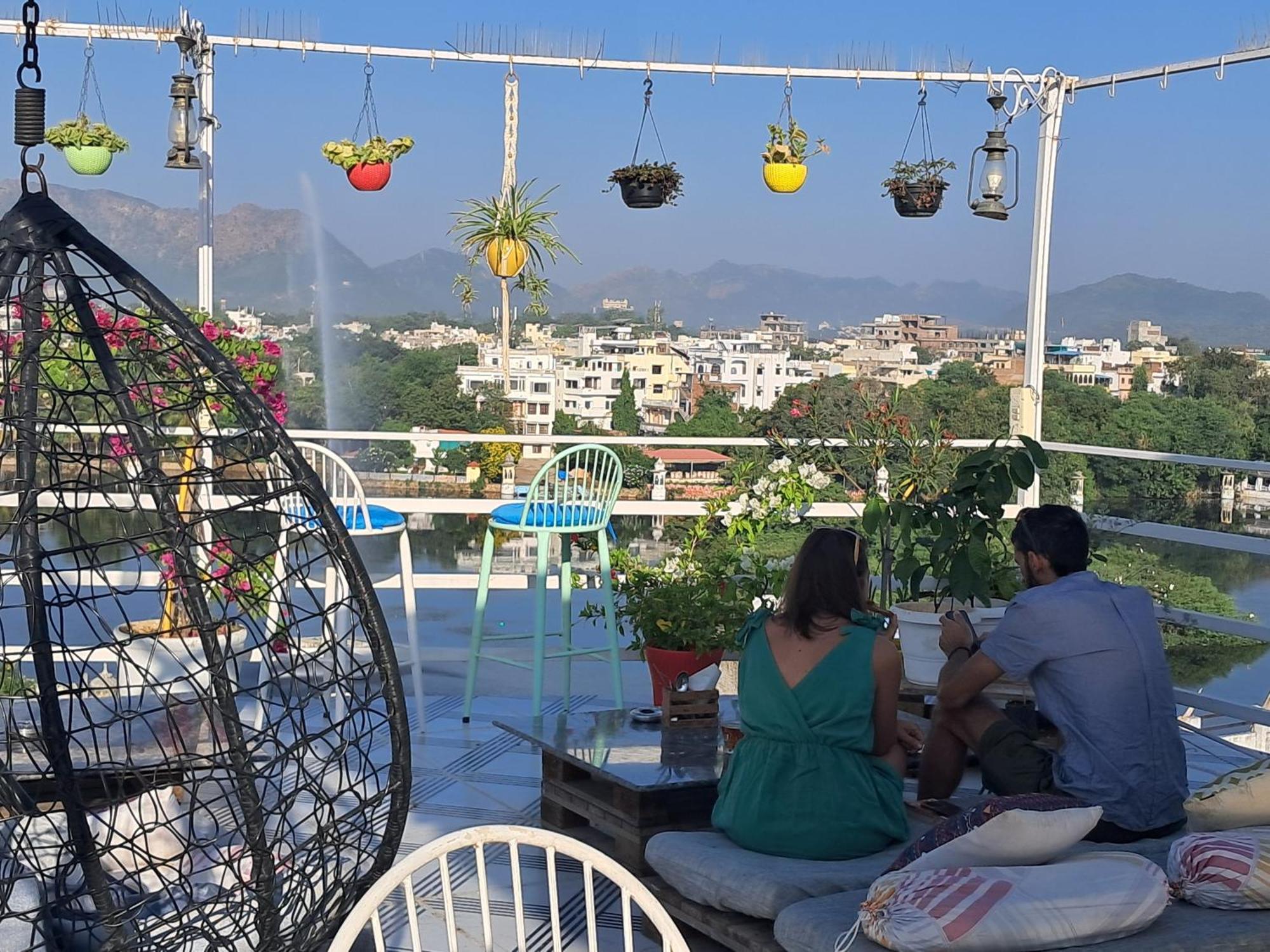 Raahi Backpacker'S Hostel Udaipur Exterior foto