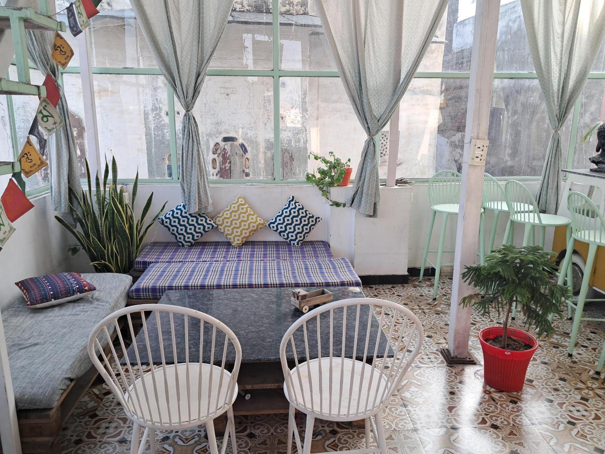 Raahi Backpacker'S Hostel Udaipur Exterior foto
