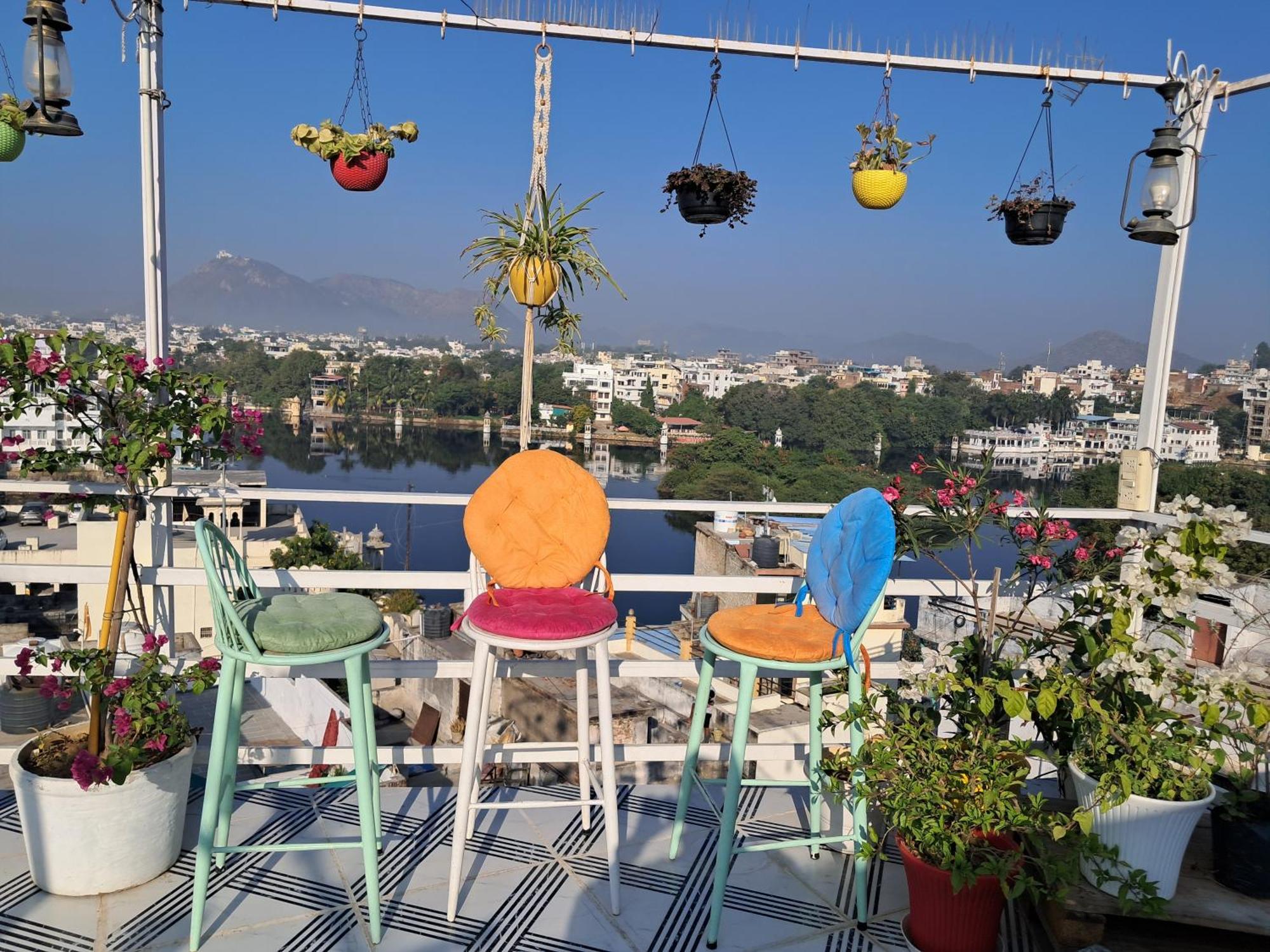 Raahi Backpacker'S Hostel Udaipur Exterior foto